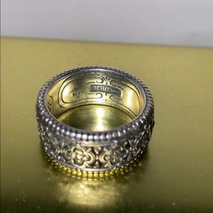 Konstantino Ring